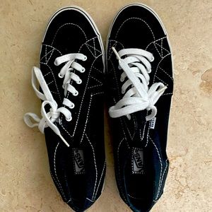 Vans LowTop Sneakers